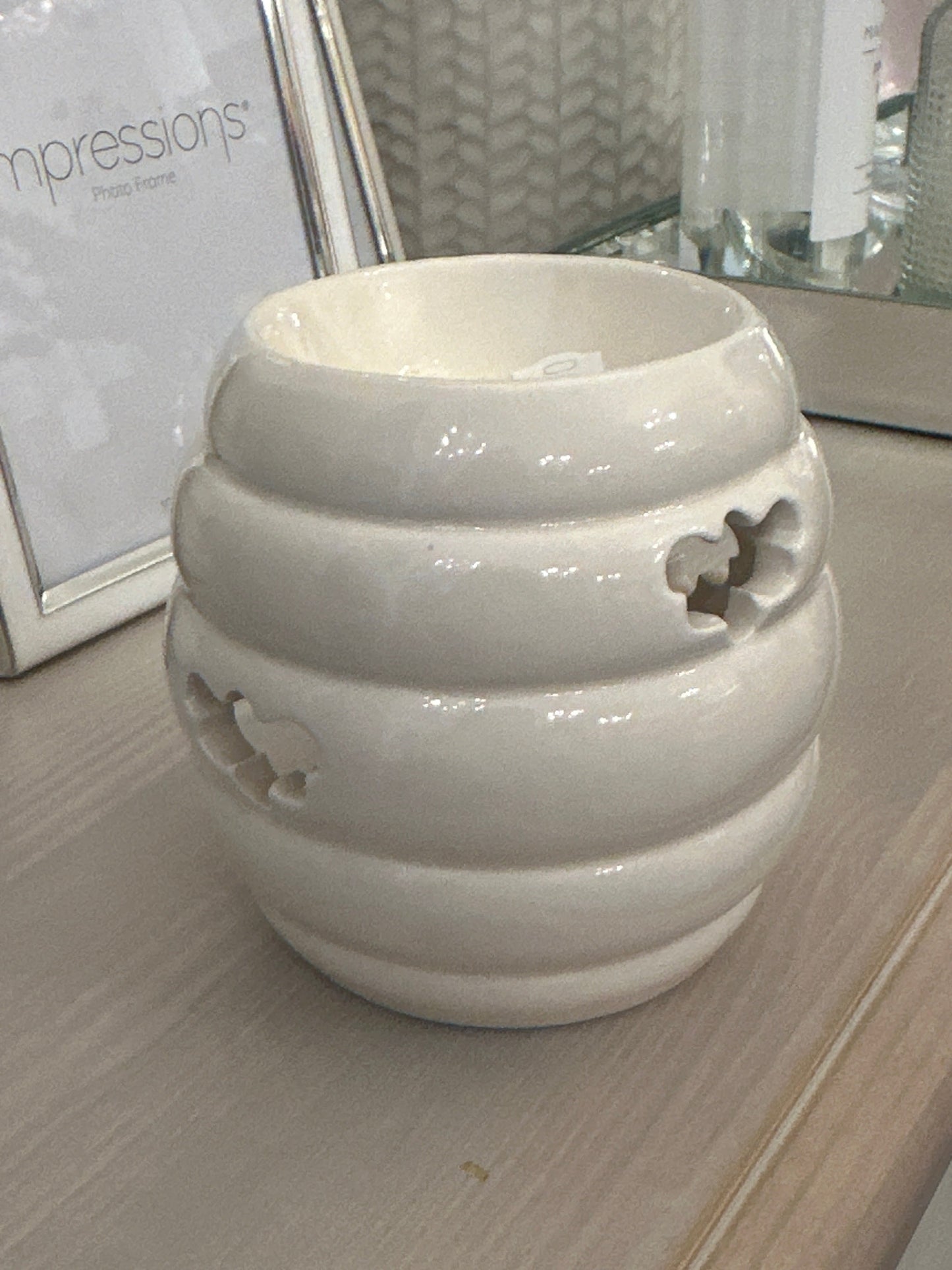 Bee Hive Wax Melt Burner Josefina Online