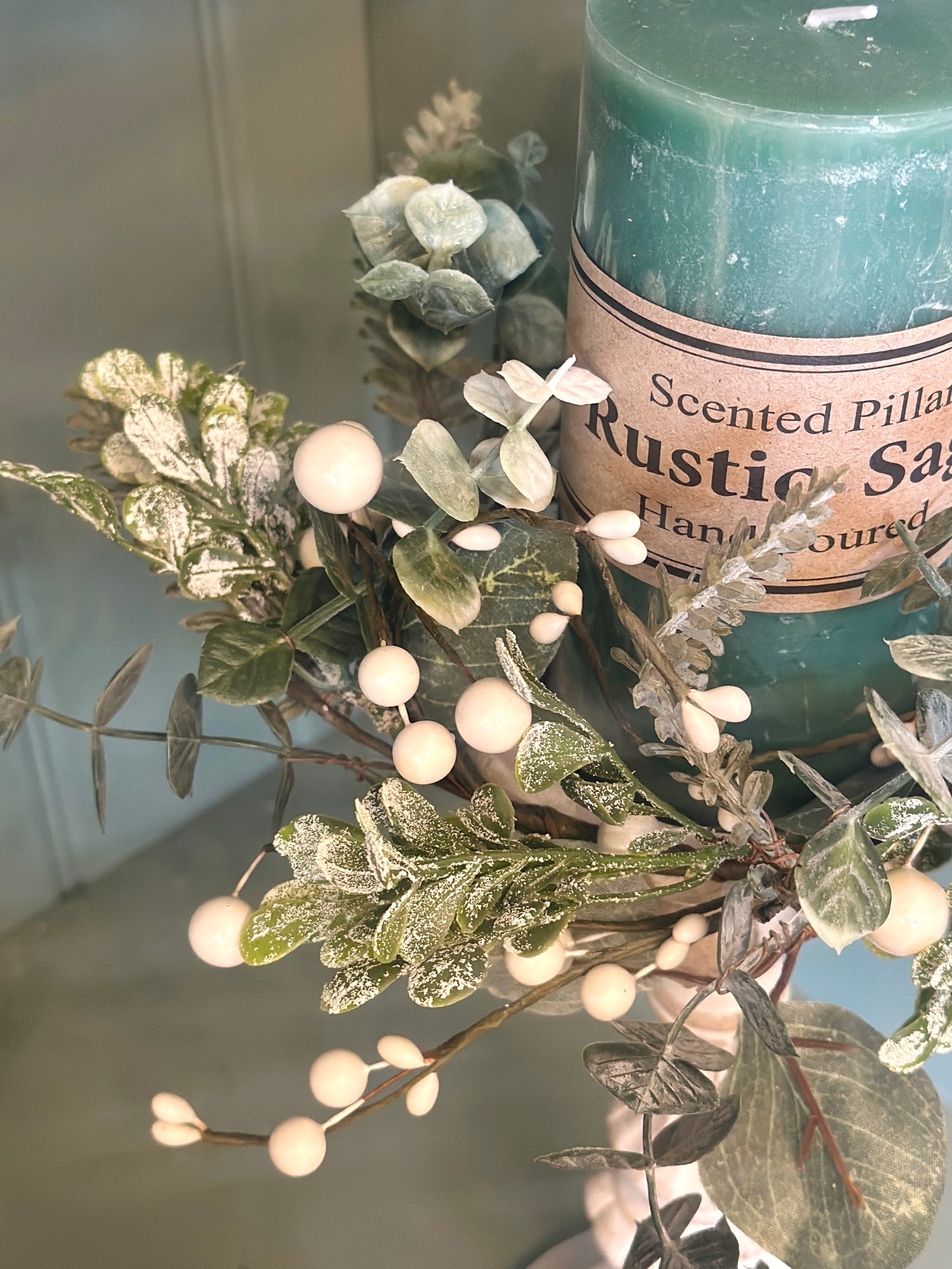 Christmas Eucalyptus / White Berry Candle Ring Large