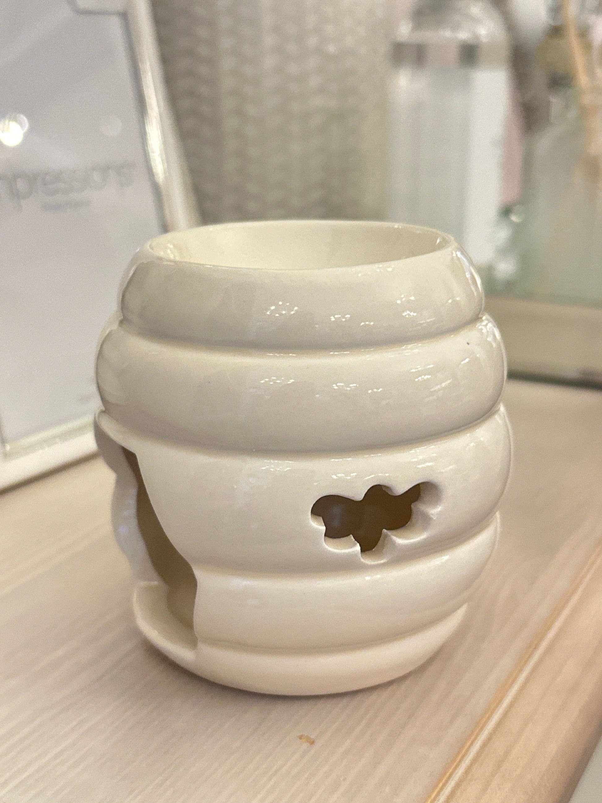 Bee Hive Wax Melt Burner Josefina Online