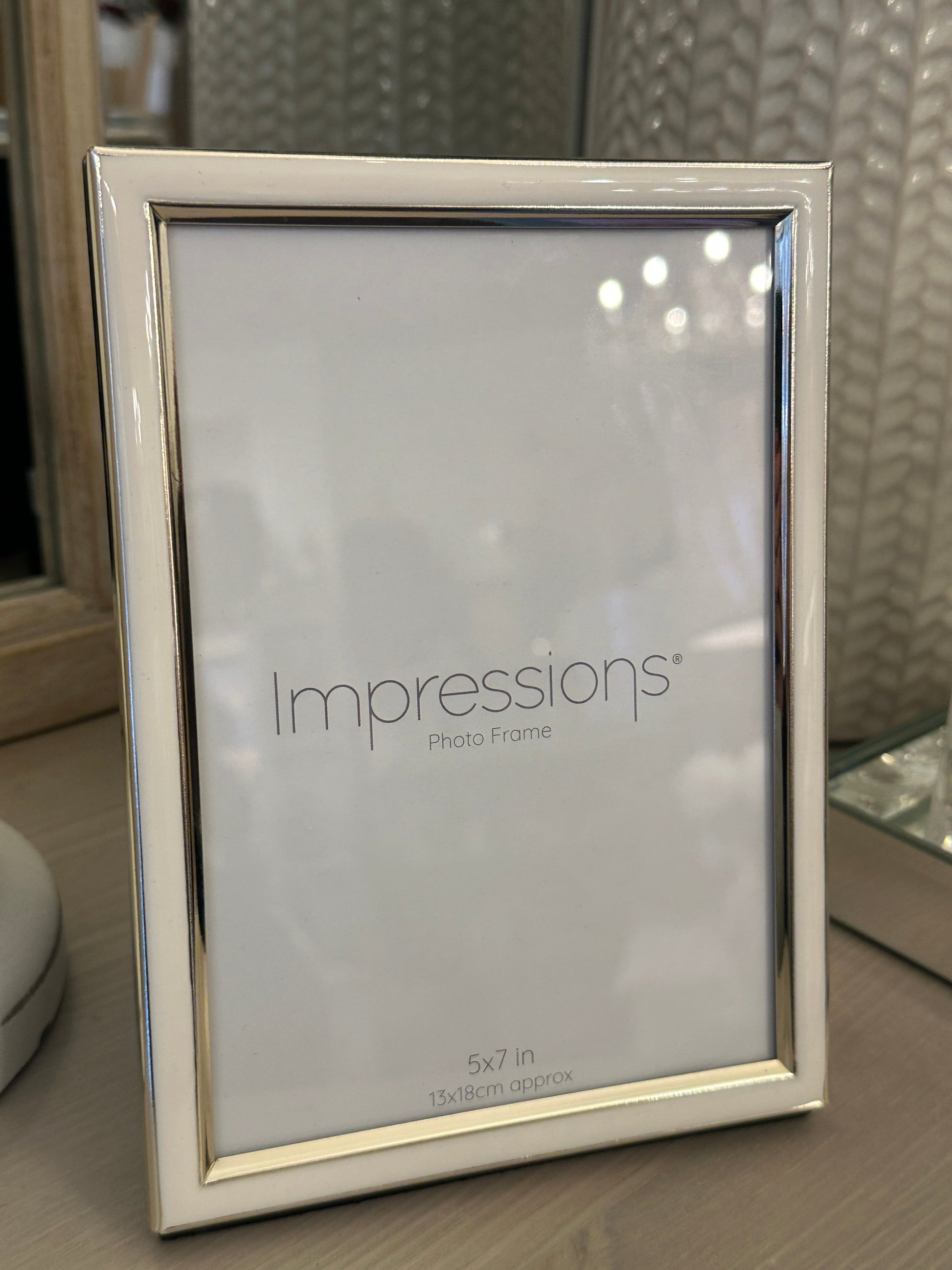Silver Plated Frame with White Epoxy 5x7 Josefina Online