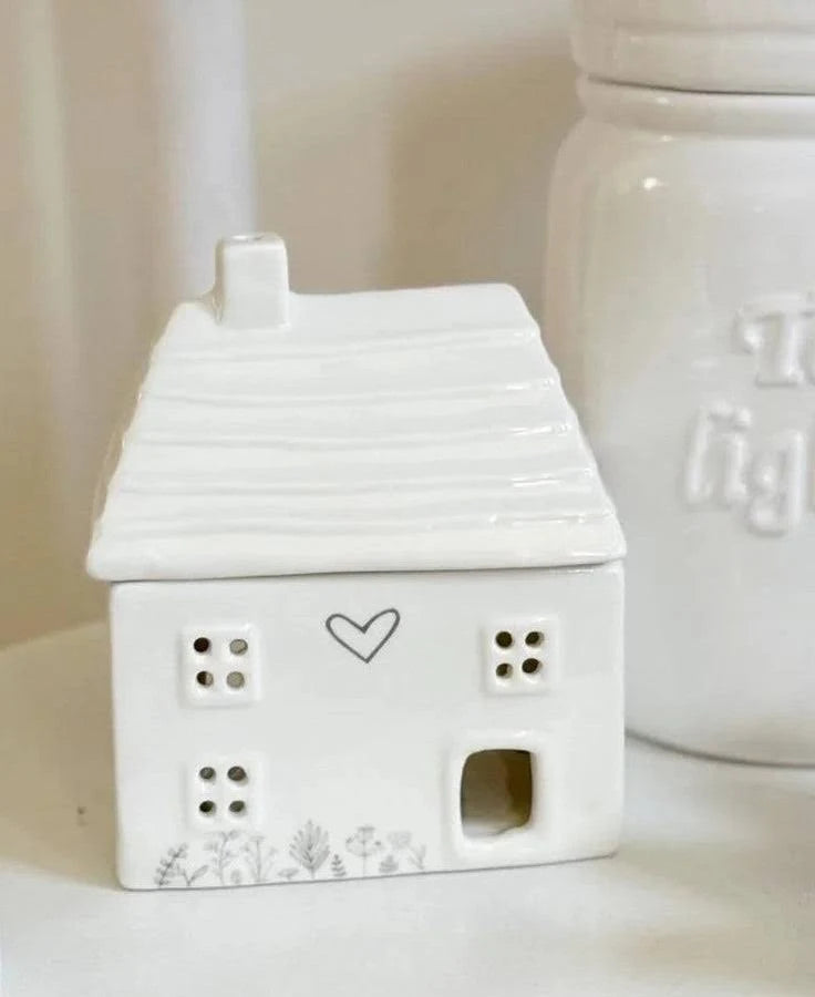 Moments Ceramic House Oil Burner