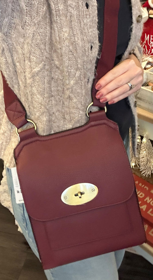 Medium Size Cross Body - Wine