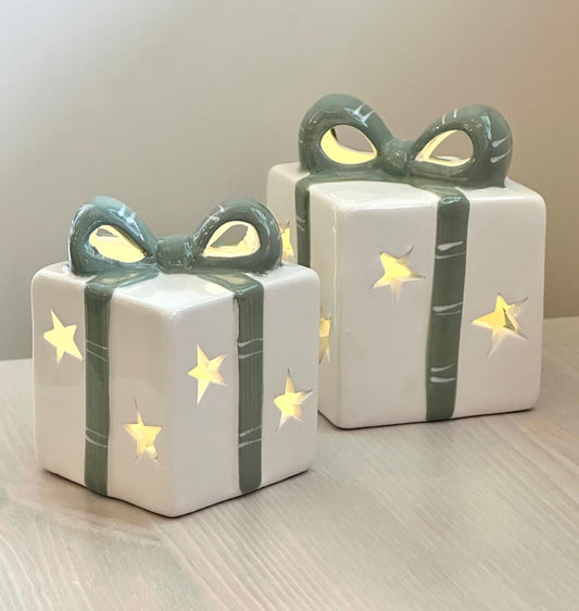 Green & White LED Ceramic Present - Large