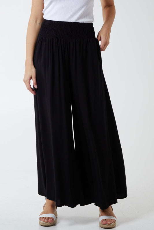 Wide Legged Trousers - Black