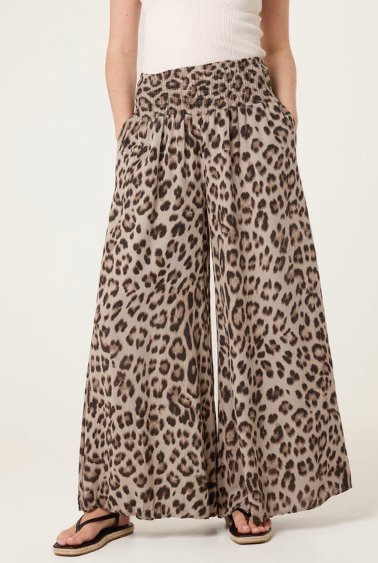 Wide Legged Trousers - Neutral/Black Leopard Print