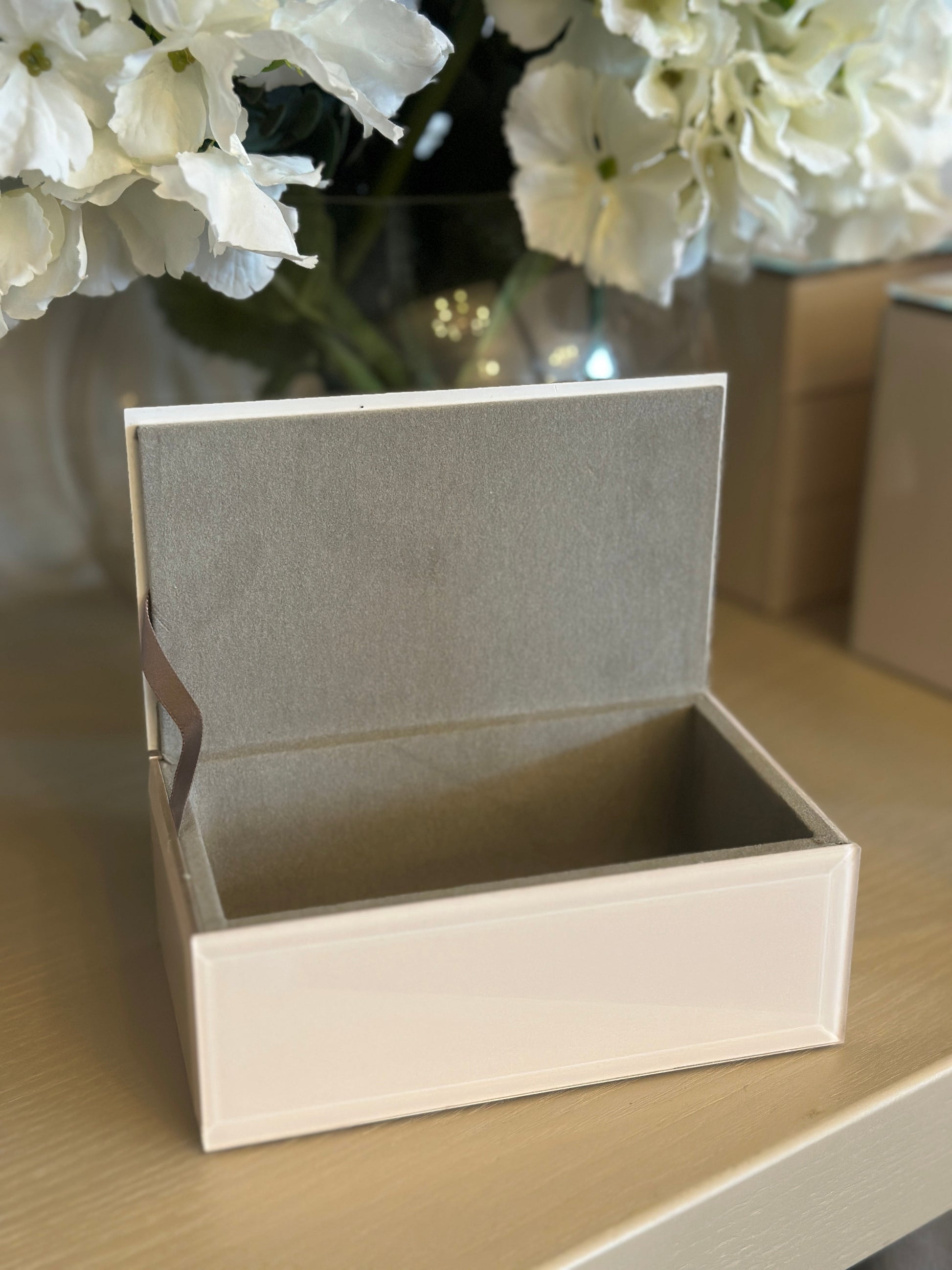 SOPHIA CLASSIC NUDE GLASS JEWELLERY BOX Josefina Online